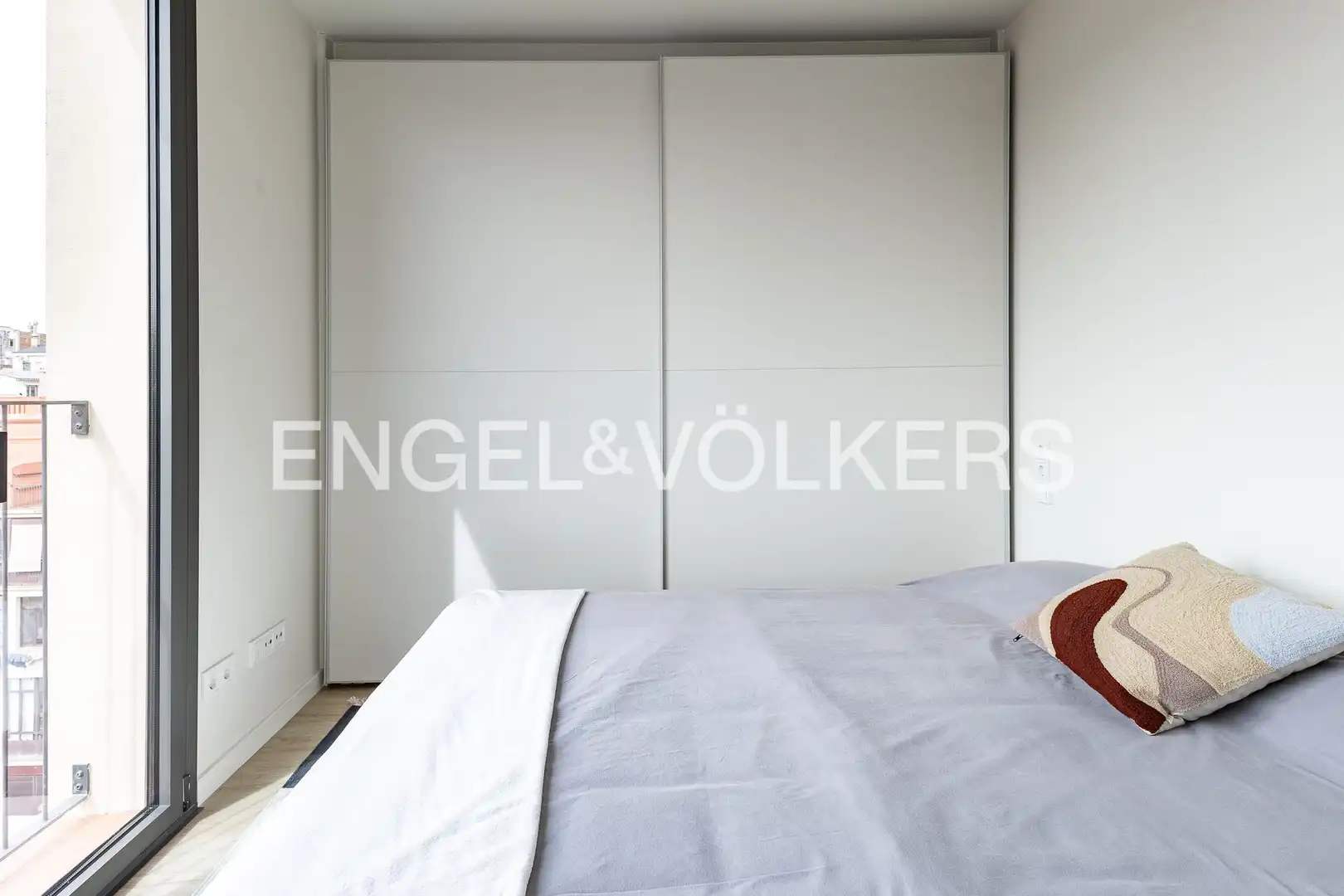 Schlafzimmer von Maisonette zum Verkauf in Barcelona mit Klimaanlage, Heizung und Parkett