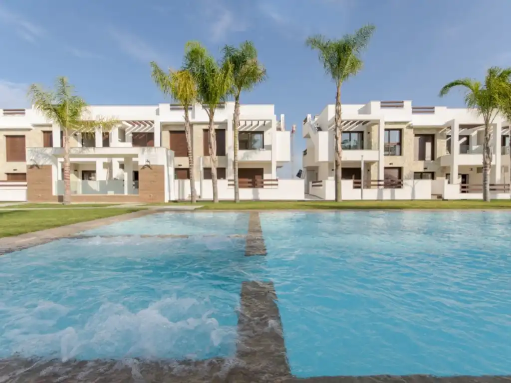 Piscina de Casa o xalet en venda en Torrevieja amb Aire condicionat i Piscina