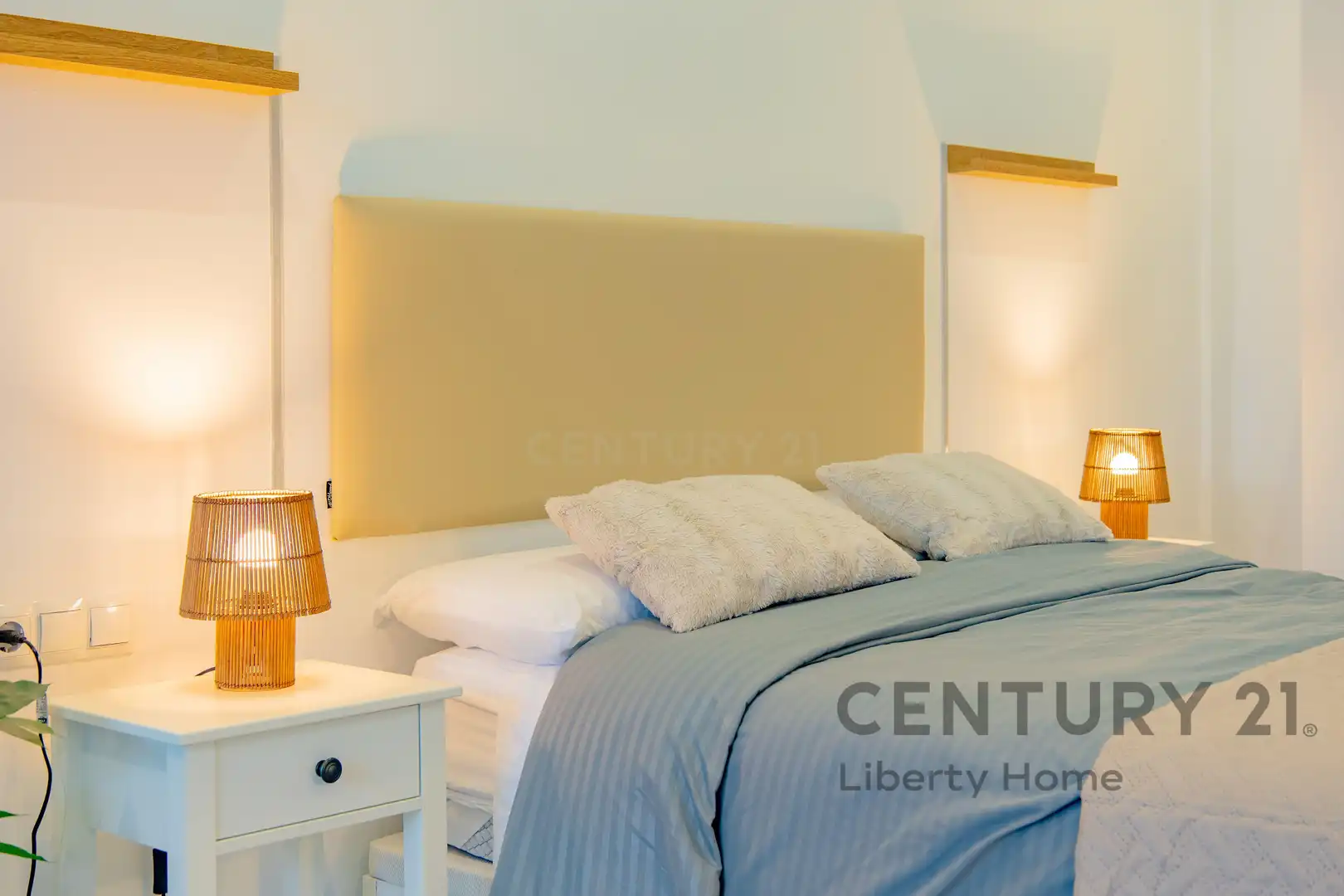Habitación de Apartamento en venta en Valencia con Aire acondicionado, Horno y Lavadora