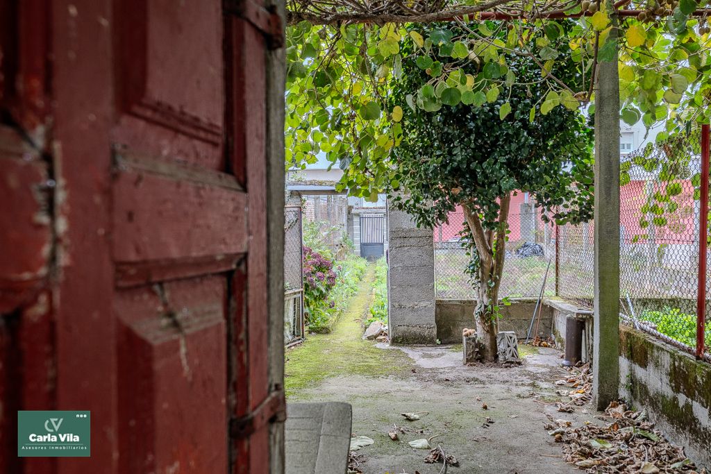 Exterior view of Single-family semi-detached for sale in Lugo Capital  with Heating, Private garden and Terrace