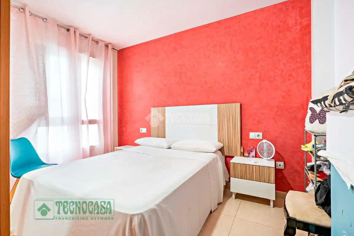Appartement avec ascenseur à vendre à Roquetas de Mar ciudad