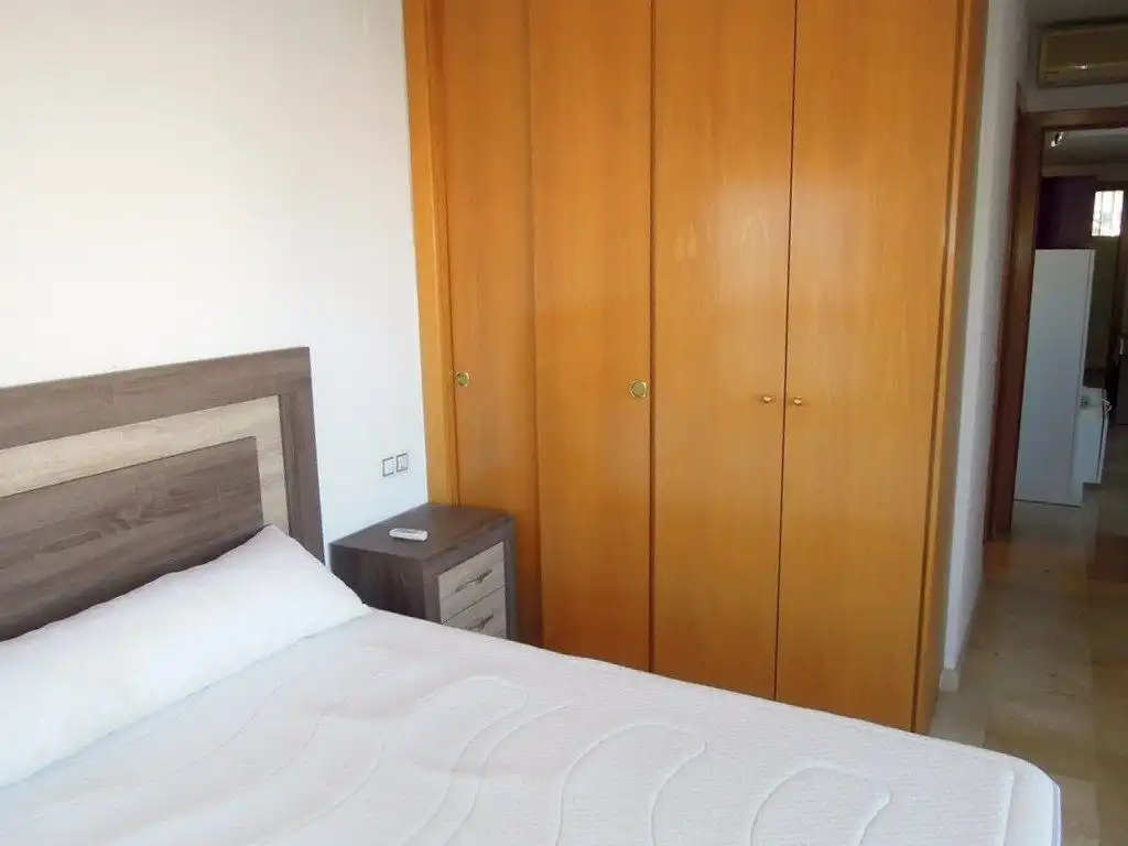 Habitación de Apartamento en venta en L'Alfàs del Pi con Aire acondicionado, Calefacción y Terraza