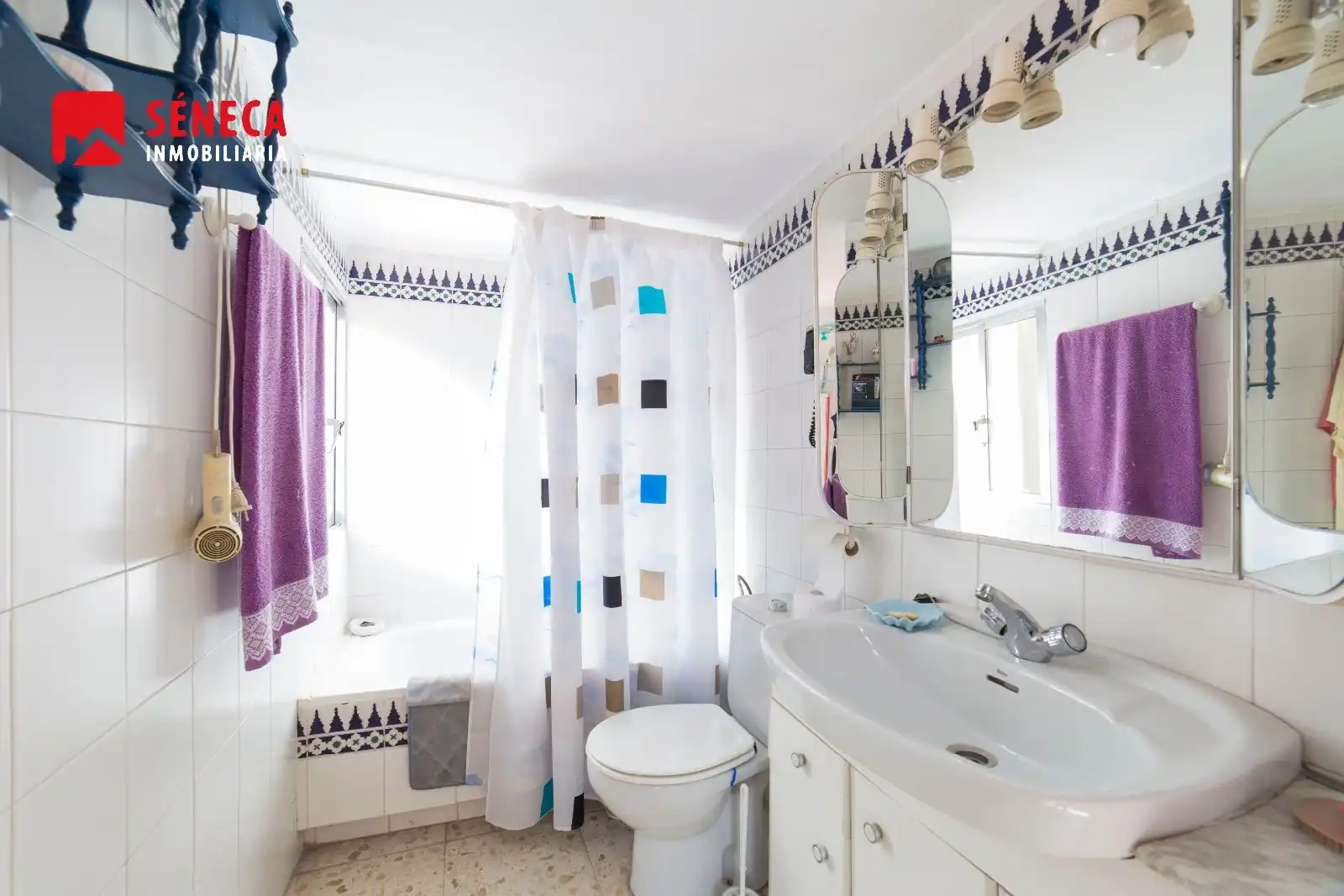 Badezimmer von Haus oder Chalet zum Verkauf in Córdoba mit Klimaanlage, Heizung und Terrasse
