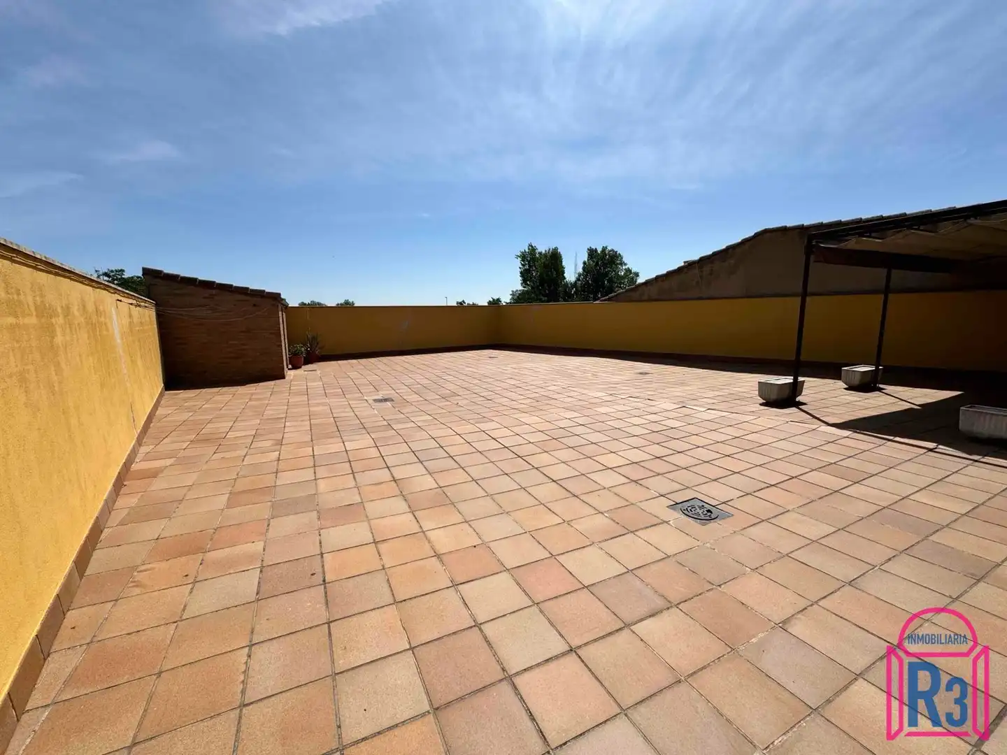 Terrassa de Casa o xalet en venda en Onzonilla amb Calefacció i Terrassa