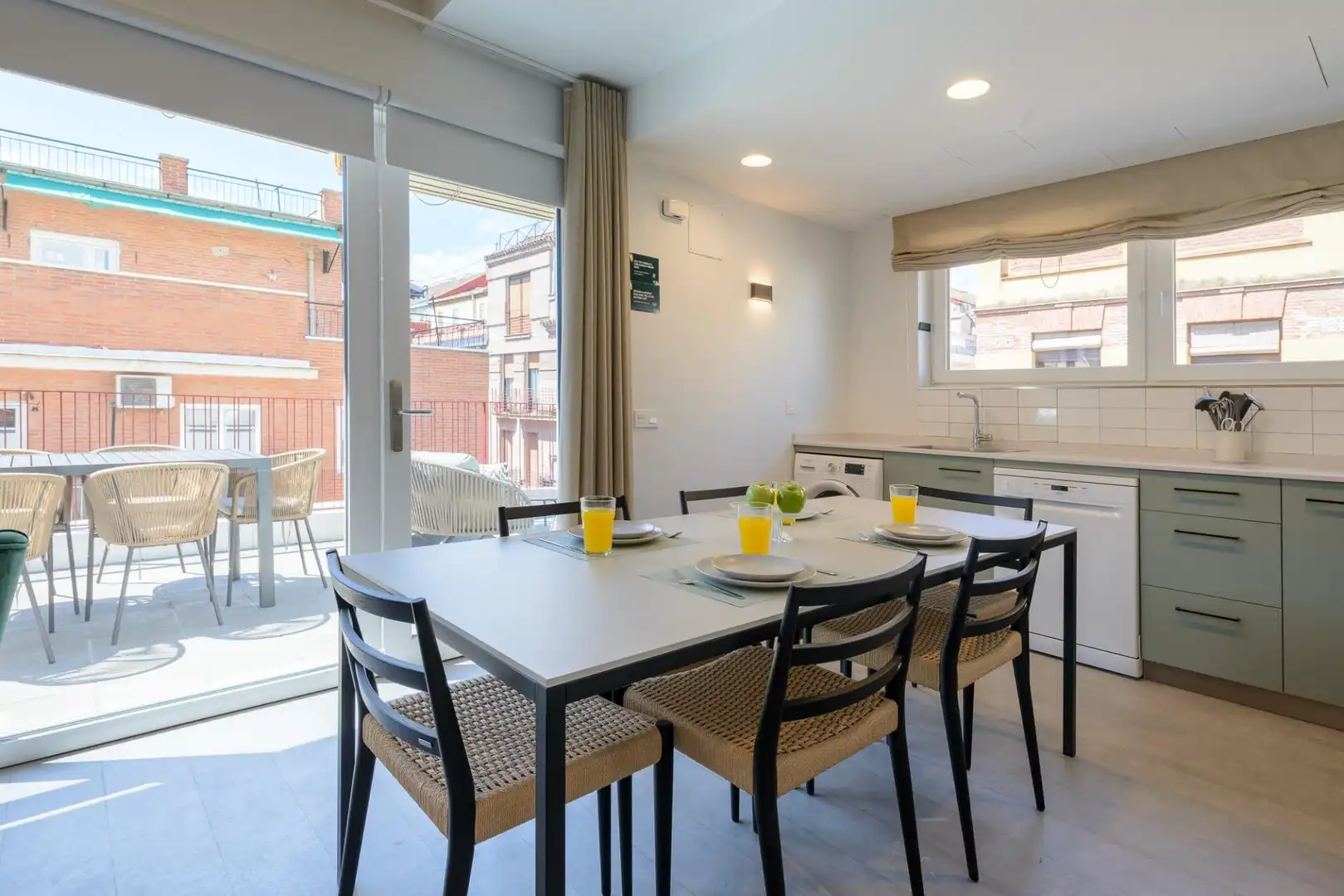 Esszimmer von Wohnung zur Miete in Madrid mit Klimaanlage und Möbliert