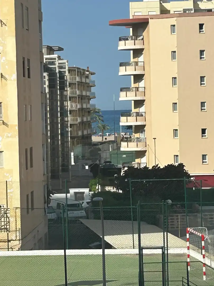 Vista exterior de Apartamento en venta en Gandia con Aire acondicionado, Amueblado y Piscina comunitaria