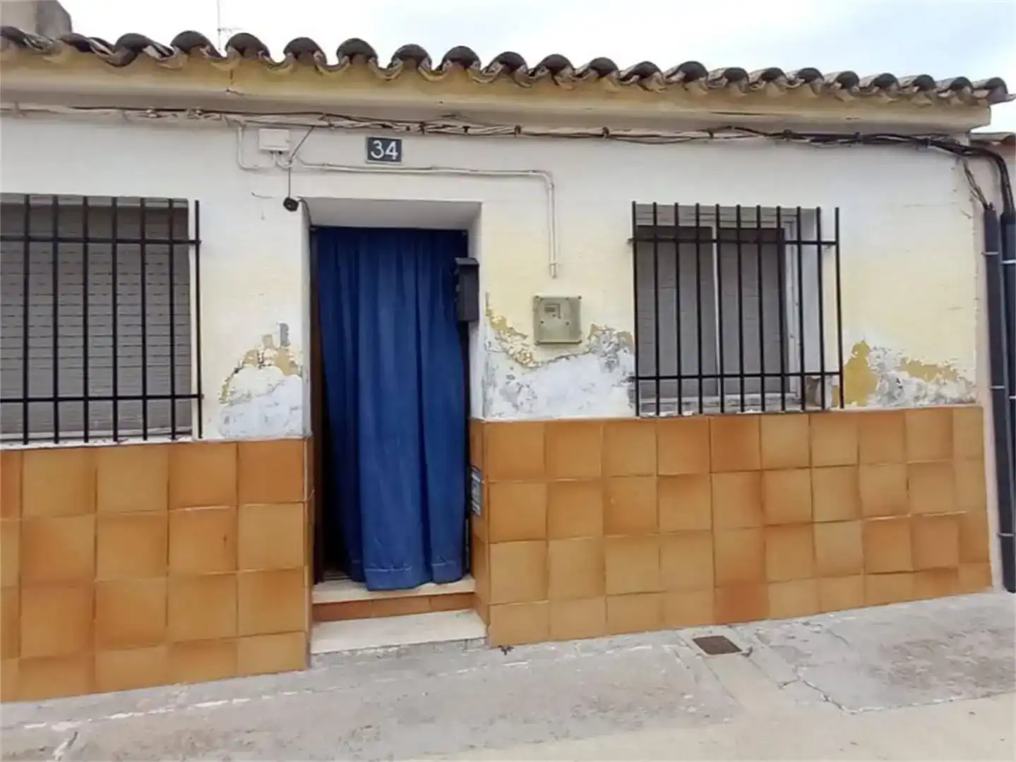 Vista exterior de Casa adosada en venda en El Carpio de Tajo amb Aire condicionat