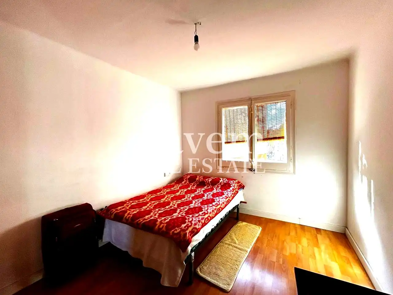 Schlafzimmer von Gebäude zum Verkauf in Barcelona