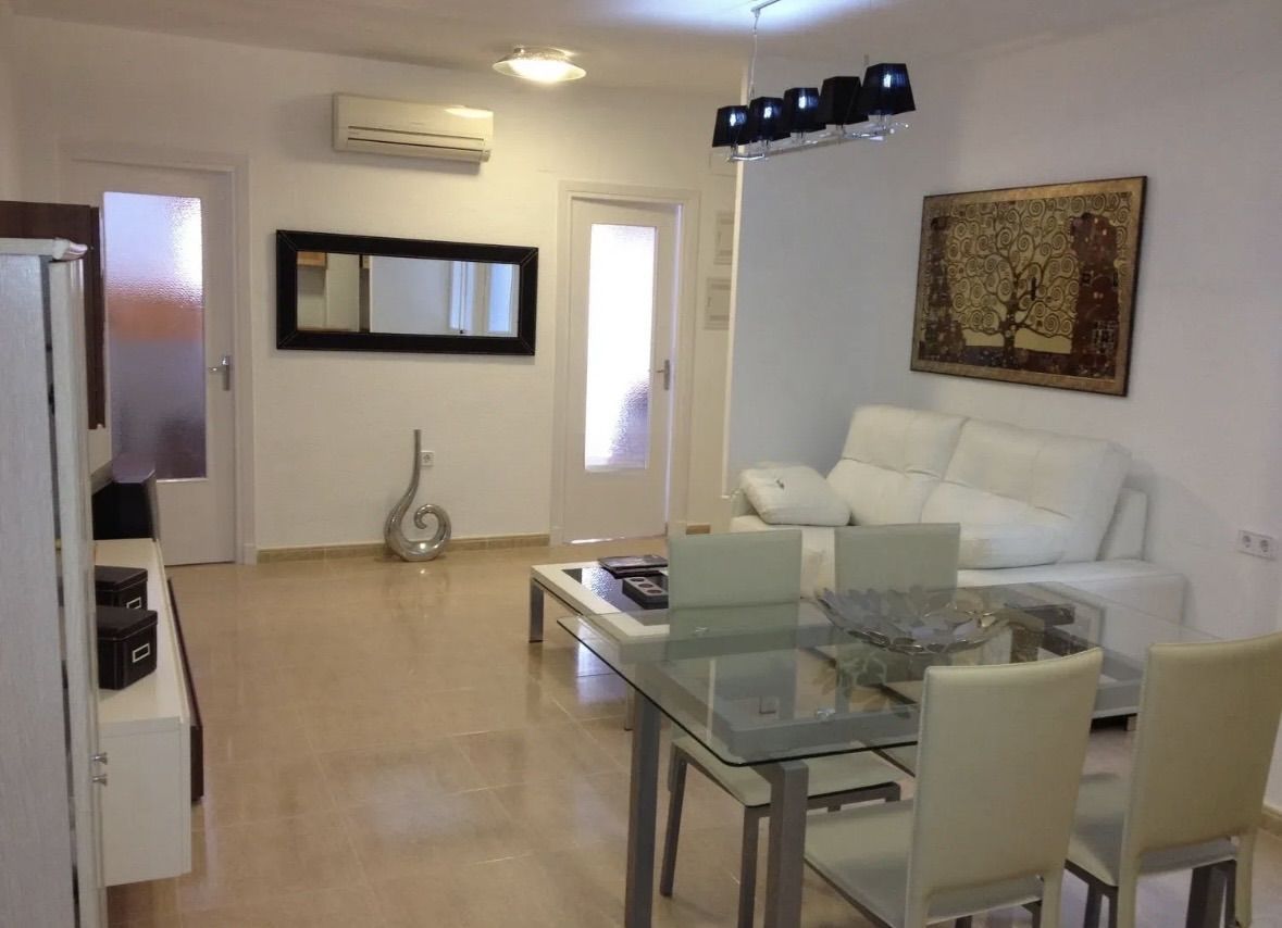 Living room of Flat to rent in  Murcia Capital  with Air Conditioner and Furnished