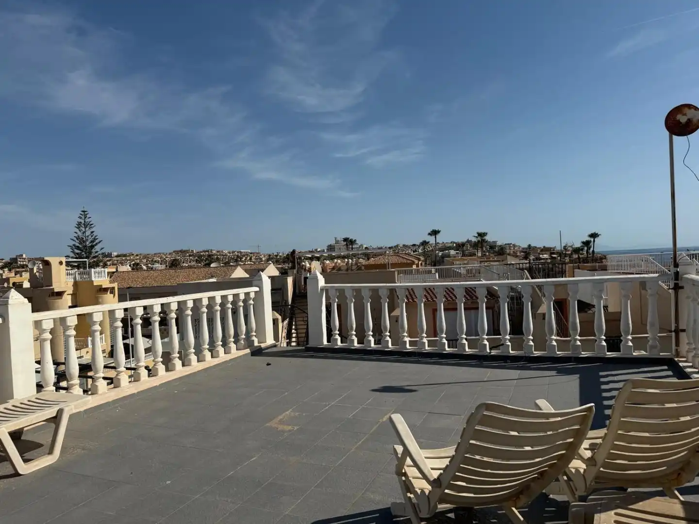 Terrassa de Casa adosada en venda en Torrevieja amb Aire condicionat, Terrassa i Traster