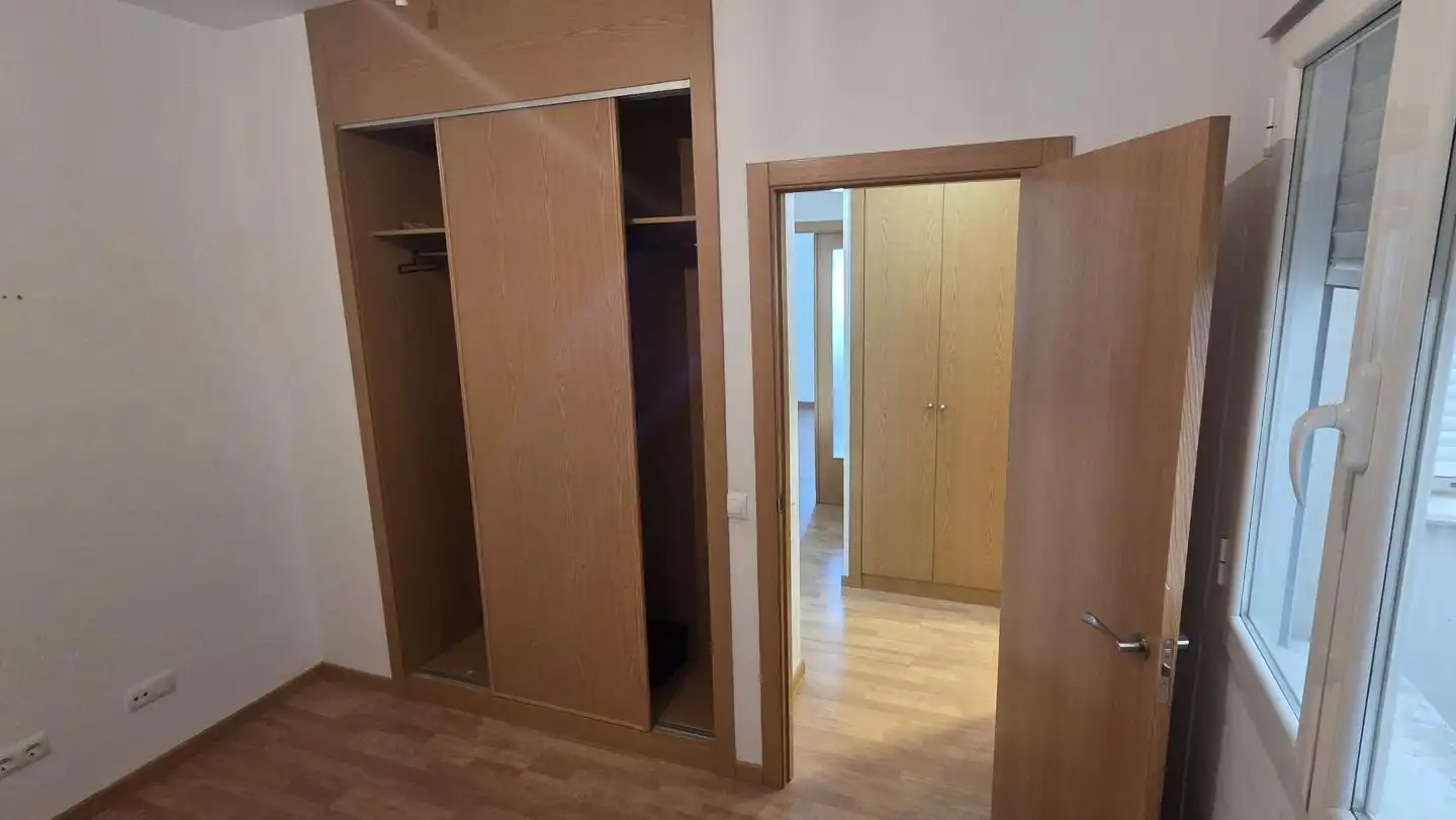 Habitación de Planta baja en venta en Tarancón con Trastero