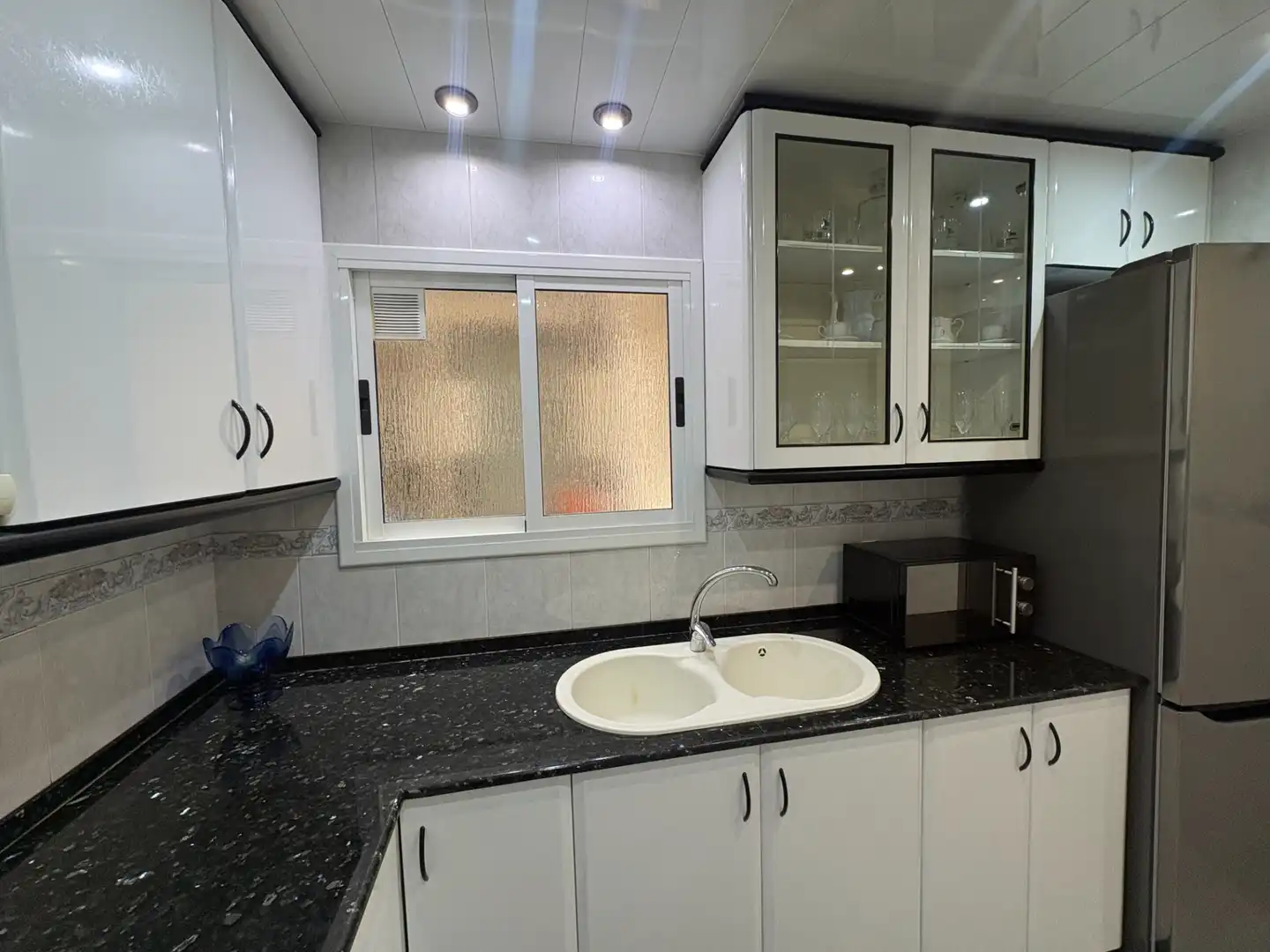 Küche von Wohnung zum Verkauf in Badalona mit Balkon