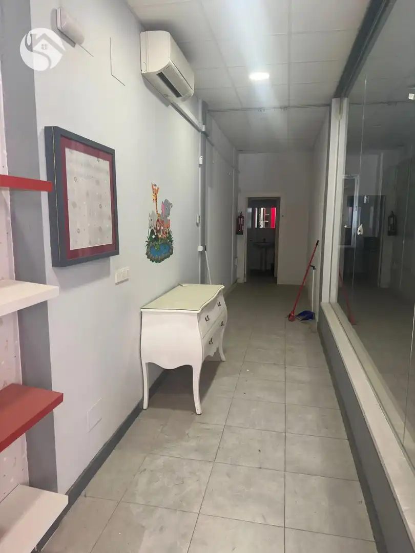 Local comercial de lloguer a Centro