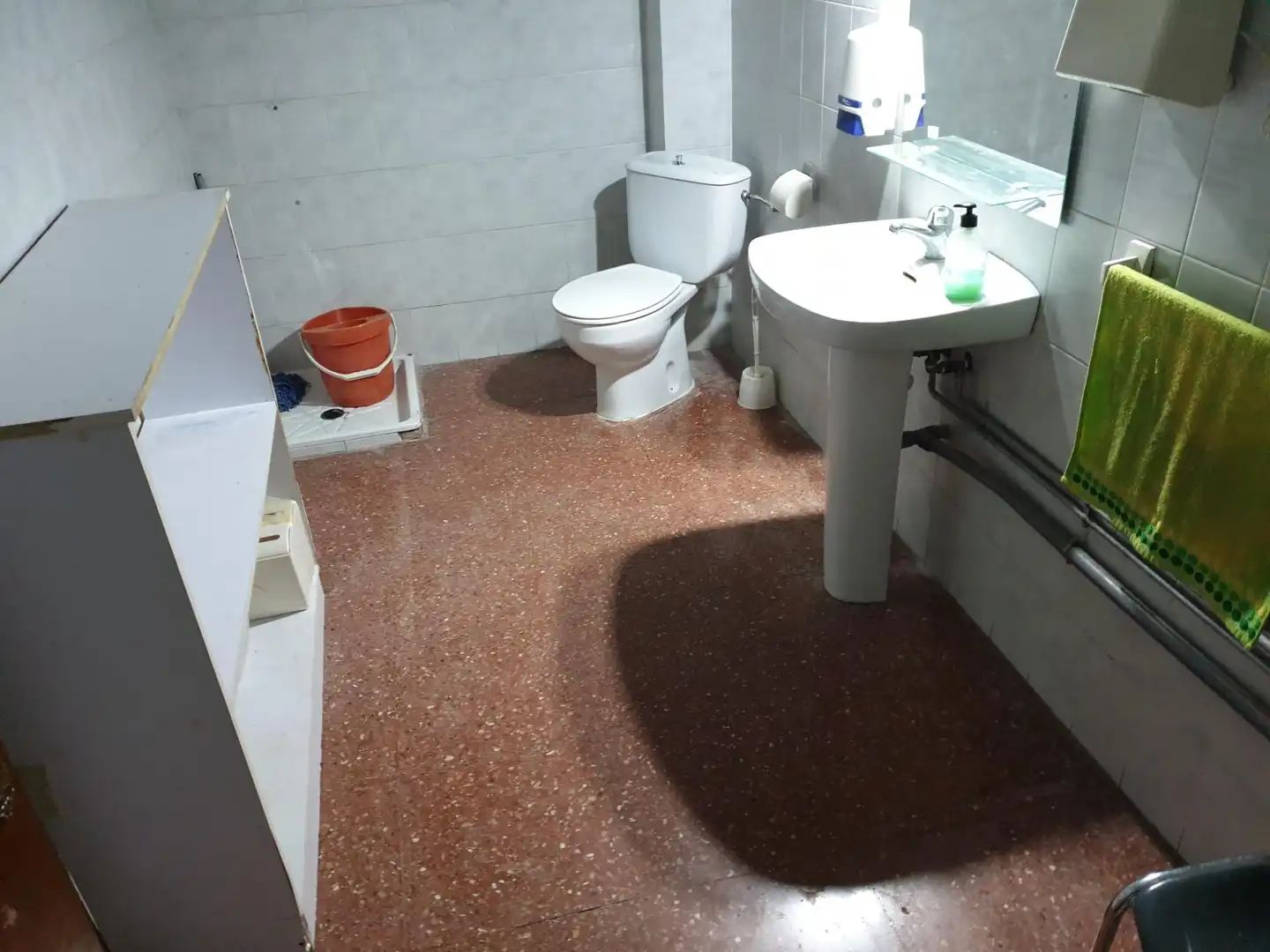 Bathroom of Commercial properties for sale in Elda