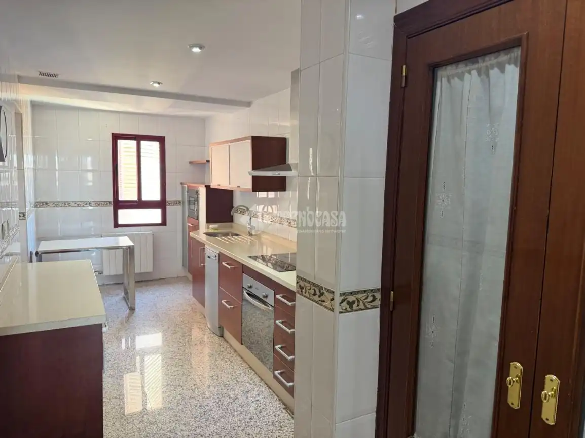 Küche von Wohnung zum Verkauf in Jaén mit Terrasse