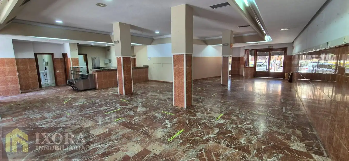 Local comercial en venda a Cid Campeador, imagen 3