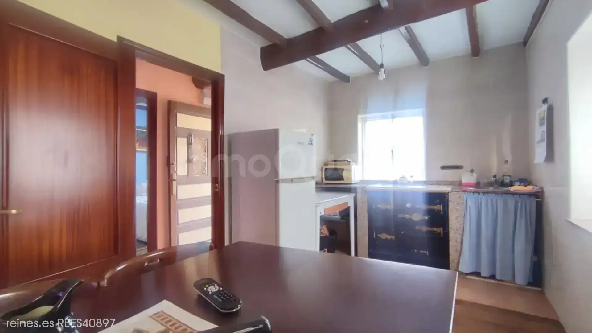 Cuina de Casa o xalet en venda en Yernes y Tameza amb Terrassa