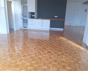 Living room of Office to rent in  Madrid Capital  with Air Conditioner