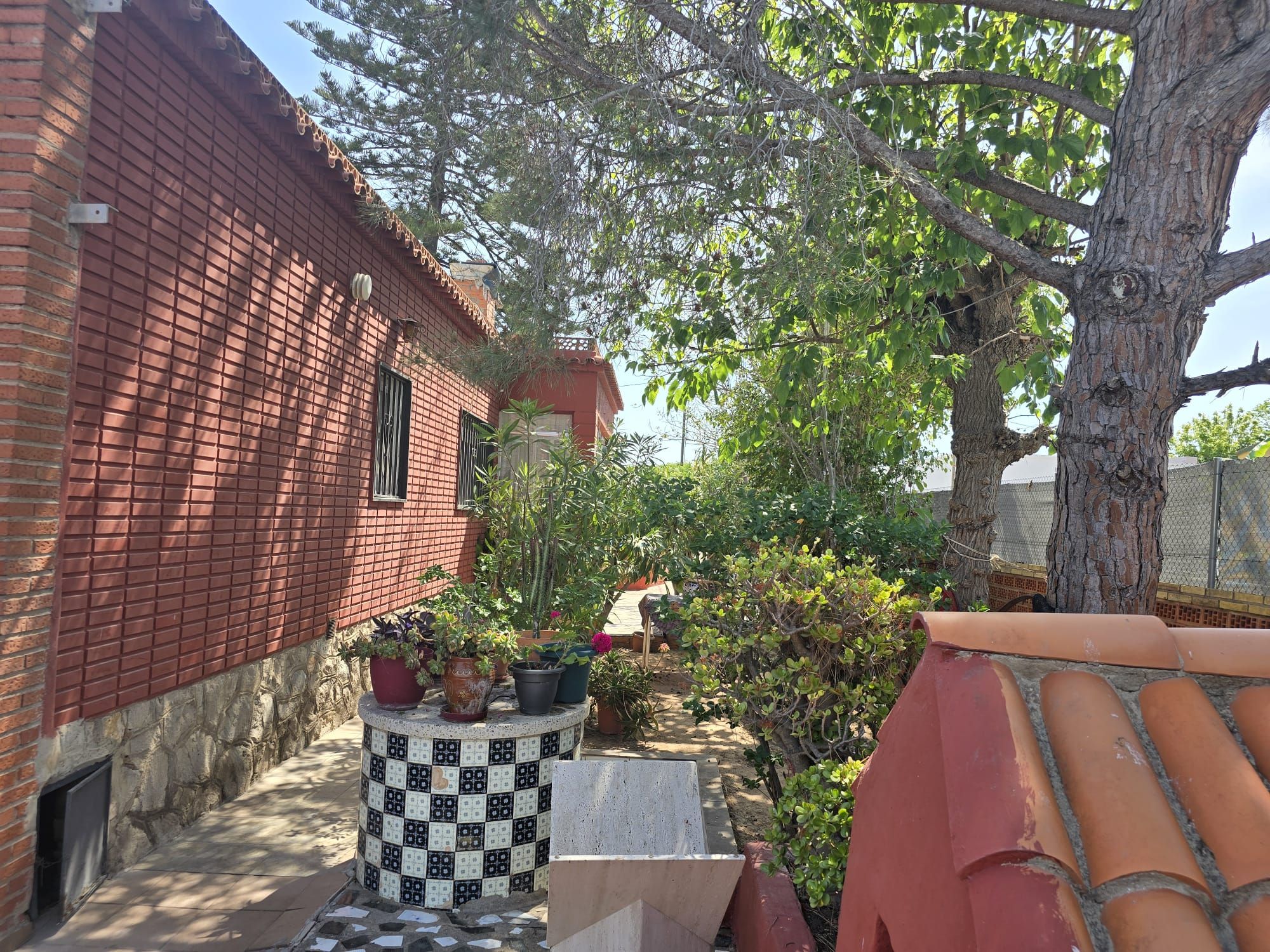 Jardí de Casa o xalet en venda en Castellón de la Plana / Castelló de la Plana amb Aire condicionat, Calefacció i Jardí privat