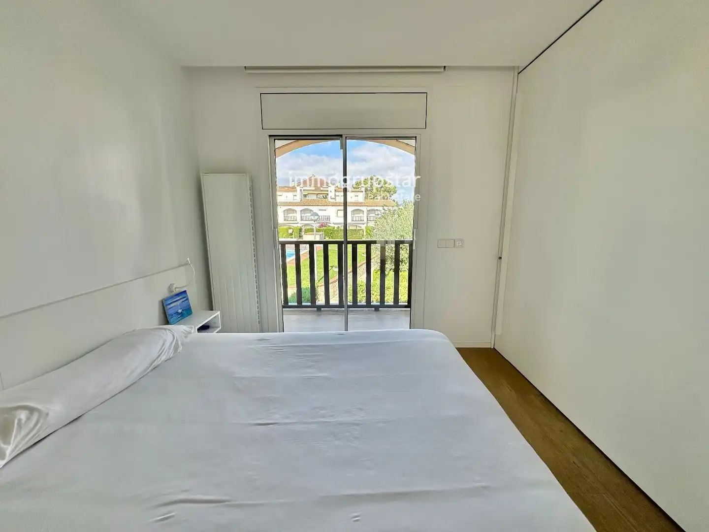 Habitación de Casa adosada en venta en Torre Valentina - Mas Vilar de La Mutxada - Treumal