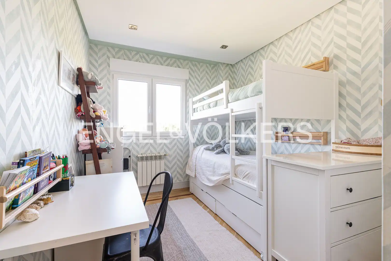 Bedroom of Duplexes for sale in Madrid  with Air Conditioner, Heating and Terrace