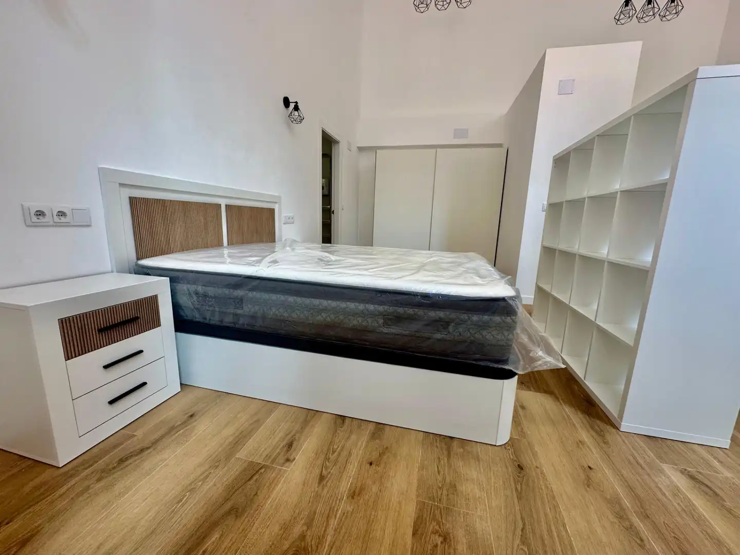Bedroom of Study for rent in Santander  with Heating and Furnished