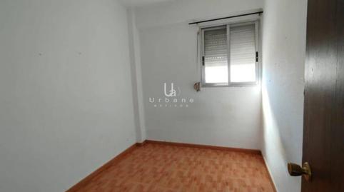 Foto 3 de Pis en venda a Calle Vicente Puchol, El Castellar i l'Oliverar,  Valencia Capital