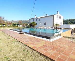 Piscina de Pis de lloguer en Manresa amb Terrassa