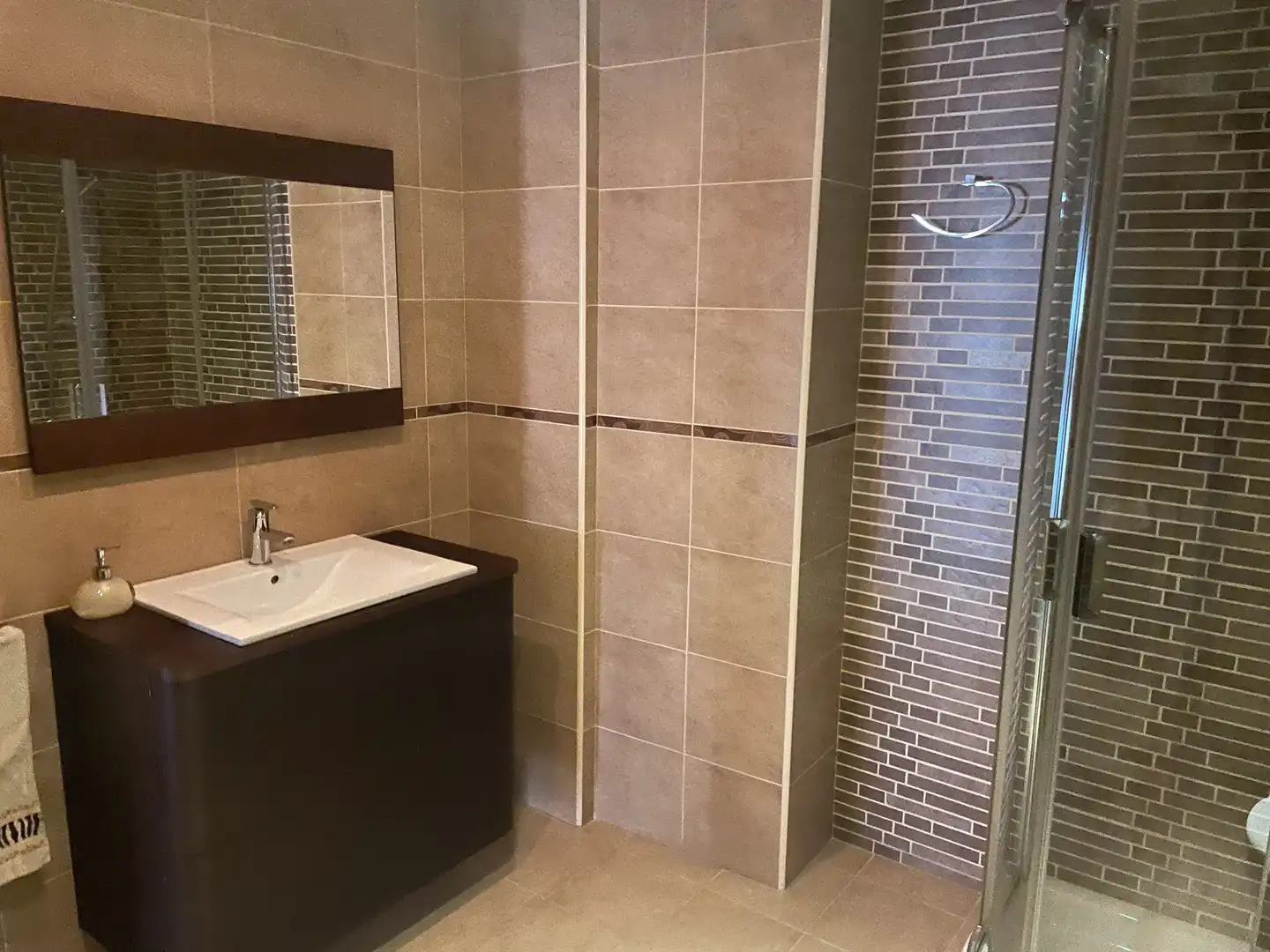Bany de Casa o xalet en venda en Orihuela amb Aire condicionat, Jardí privat i Parquet