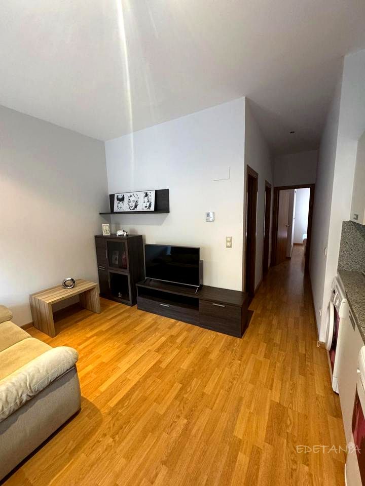 Sala d'estar de Planta baixa de lloguer en Moncada amb Aire condicionat, Terrassa i Moblat