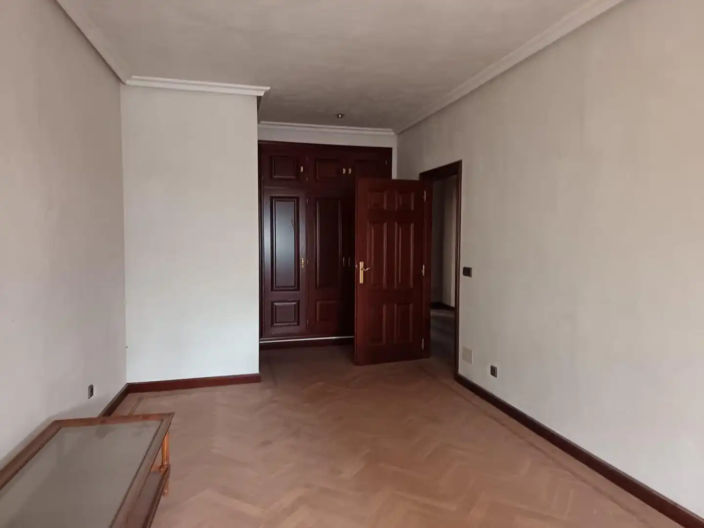 Dormitori de Casa o xalet en venda en Íscar amb Jardí privat, Terrassa i Traster