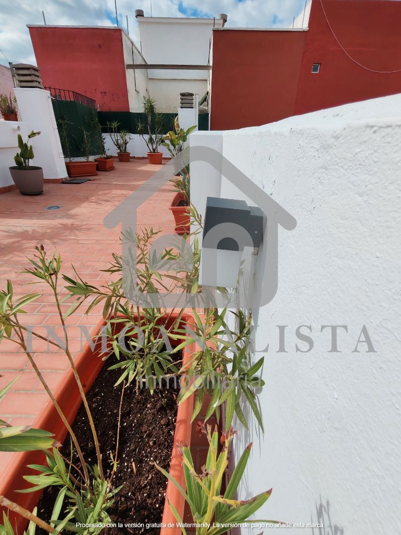 Terrace of Attic for sale in  Valencia Capital  with Air Conditioner, Terrace and Furnished