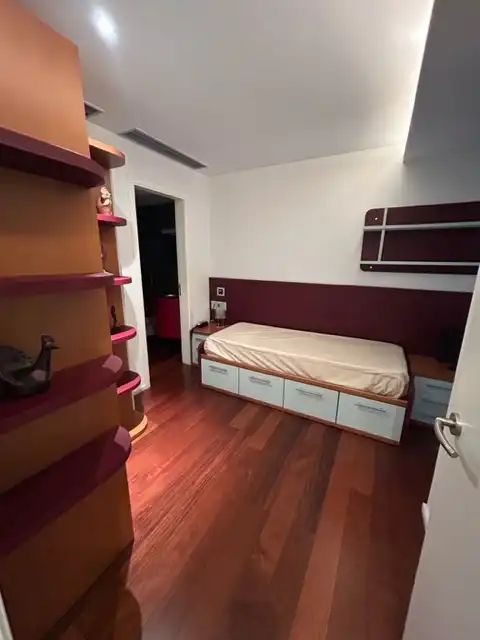 Habitación de Casa o chalet en venta en Barcelona con Aire acondicionado, Calefacción y Jardín privado