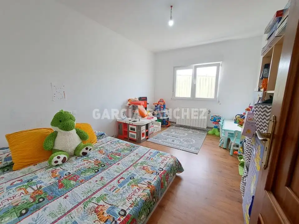 Bedroom of Houses for sale in Boiro  with Private garden, Terrace and Furnished