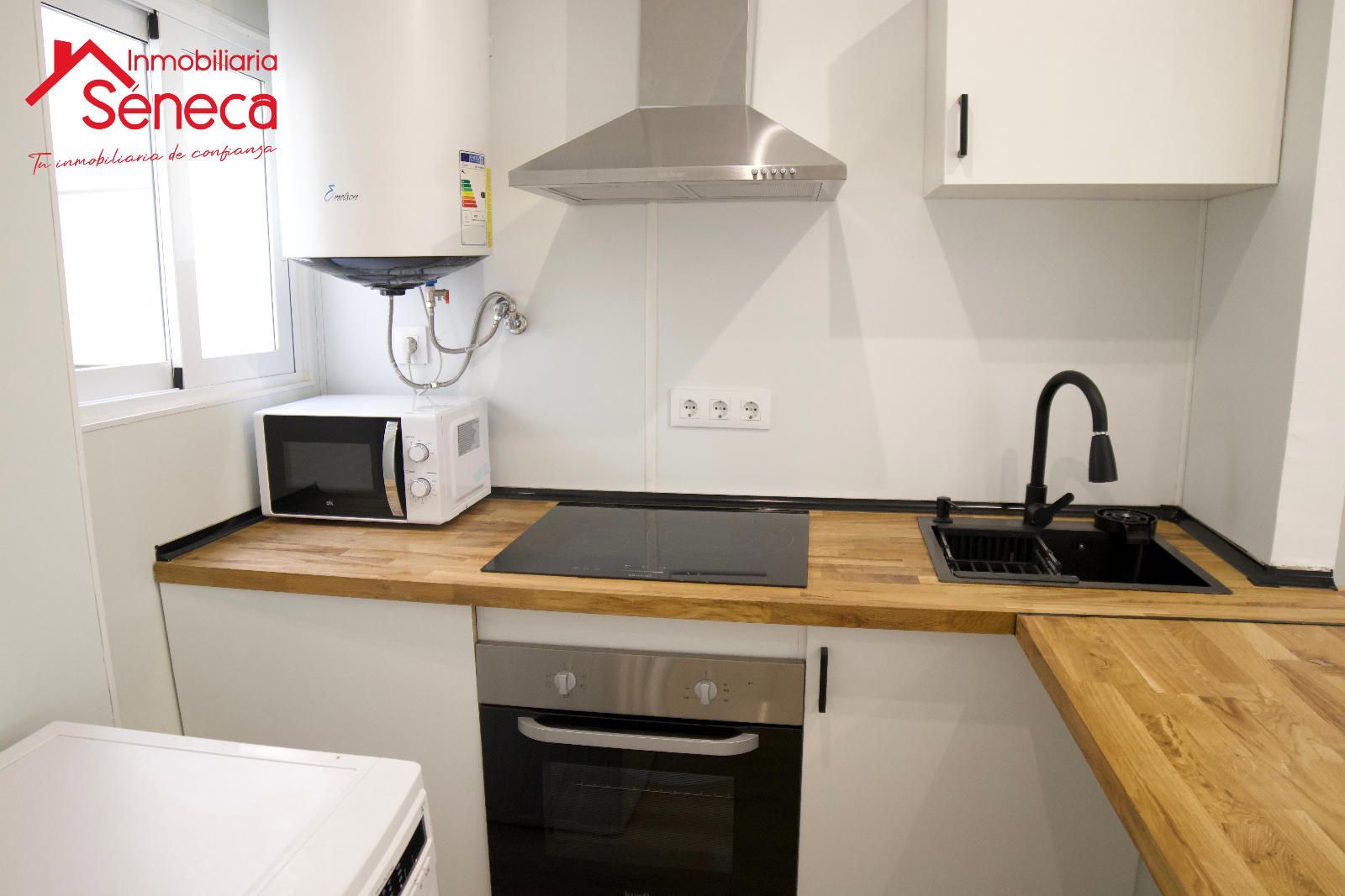 Flat for sale in Huerta de la Reina - Trassierra