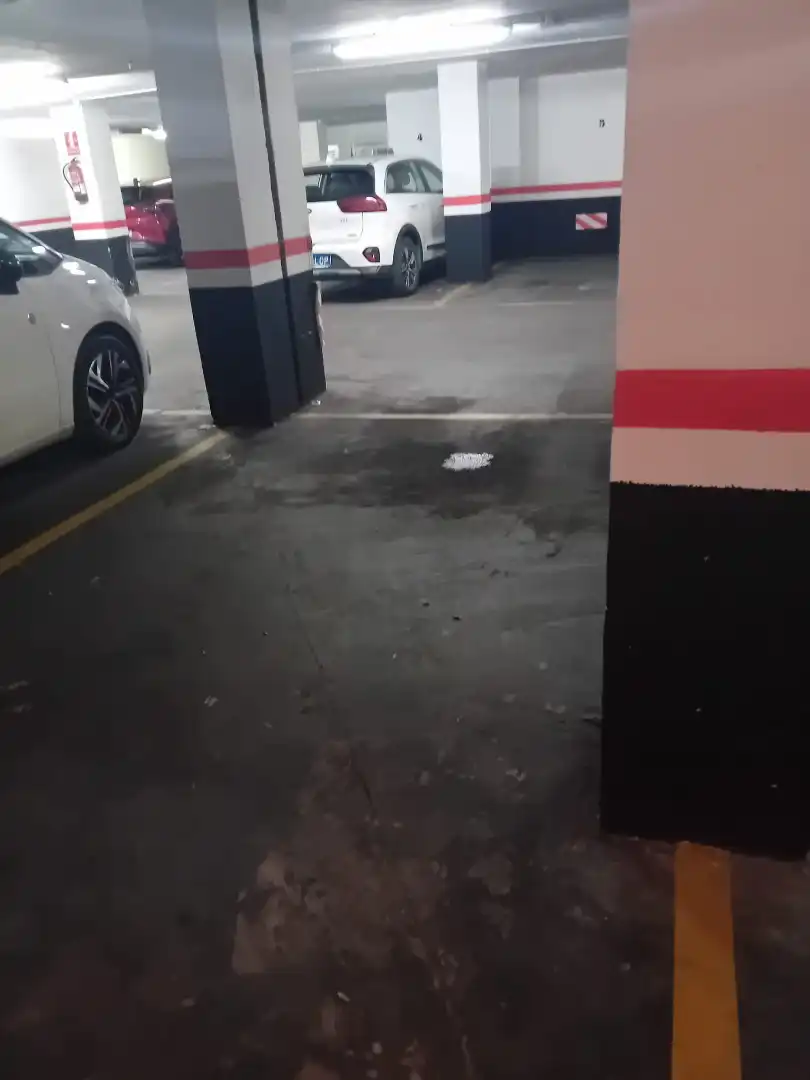 Einzelparkplatz mit Aufzug zum Verkauf in Carrer de Màlaga, imagen 5