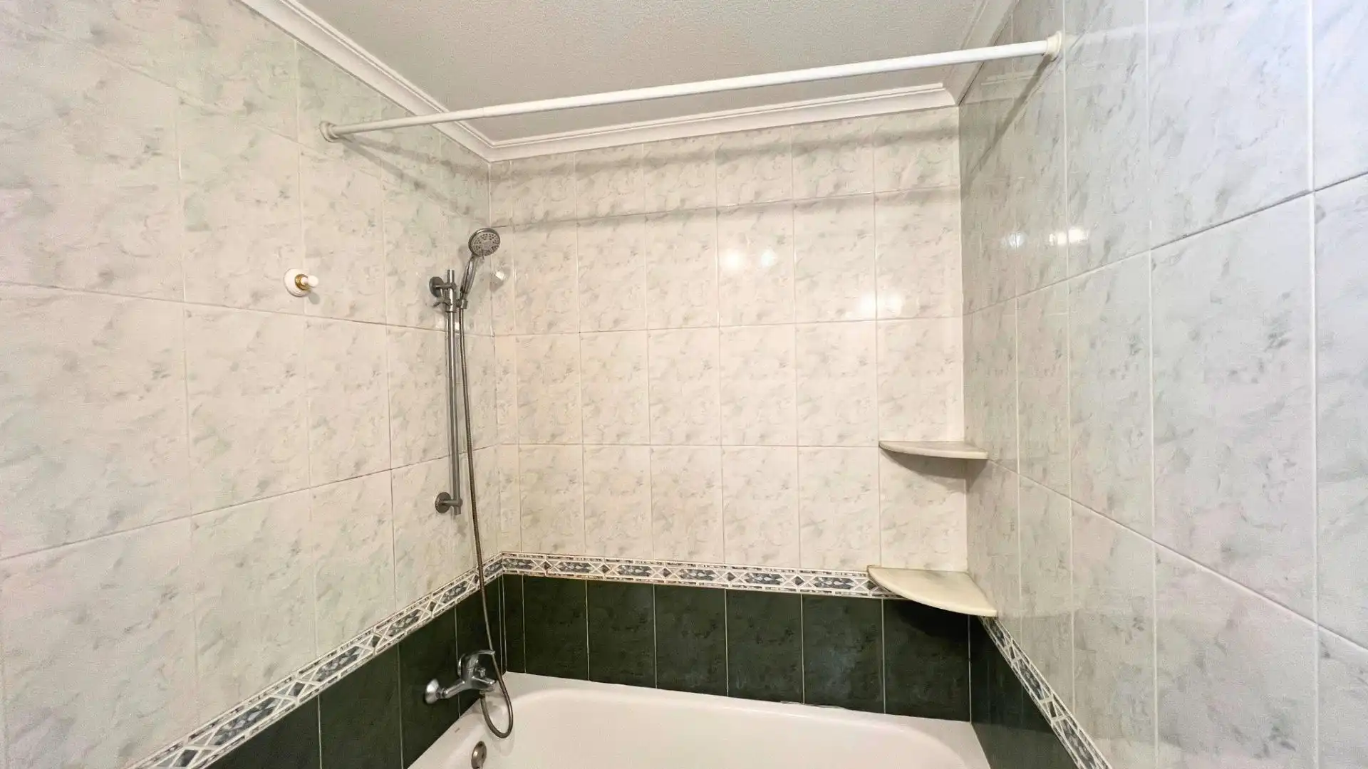 Bany de Pis en venda en Orihuela amb Aire condicionat, Calefacció i Balcó