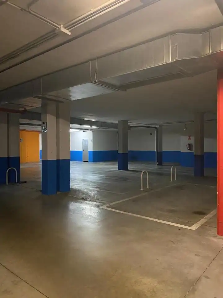 Parking de Garaje de alquiler en Azuqueca de Henares