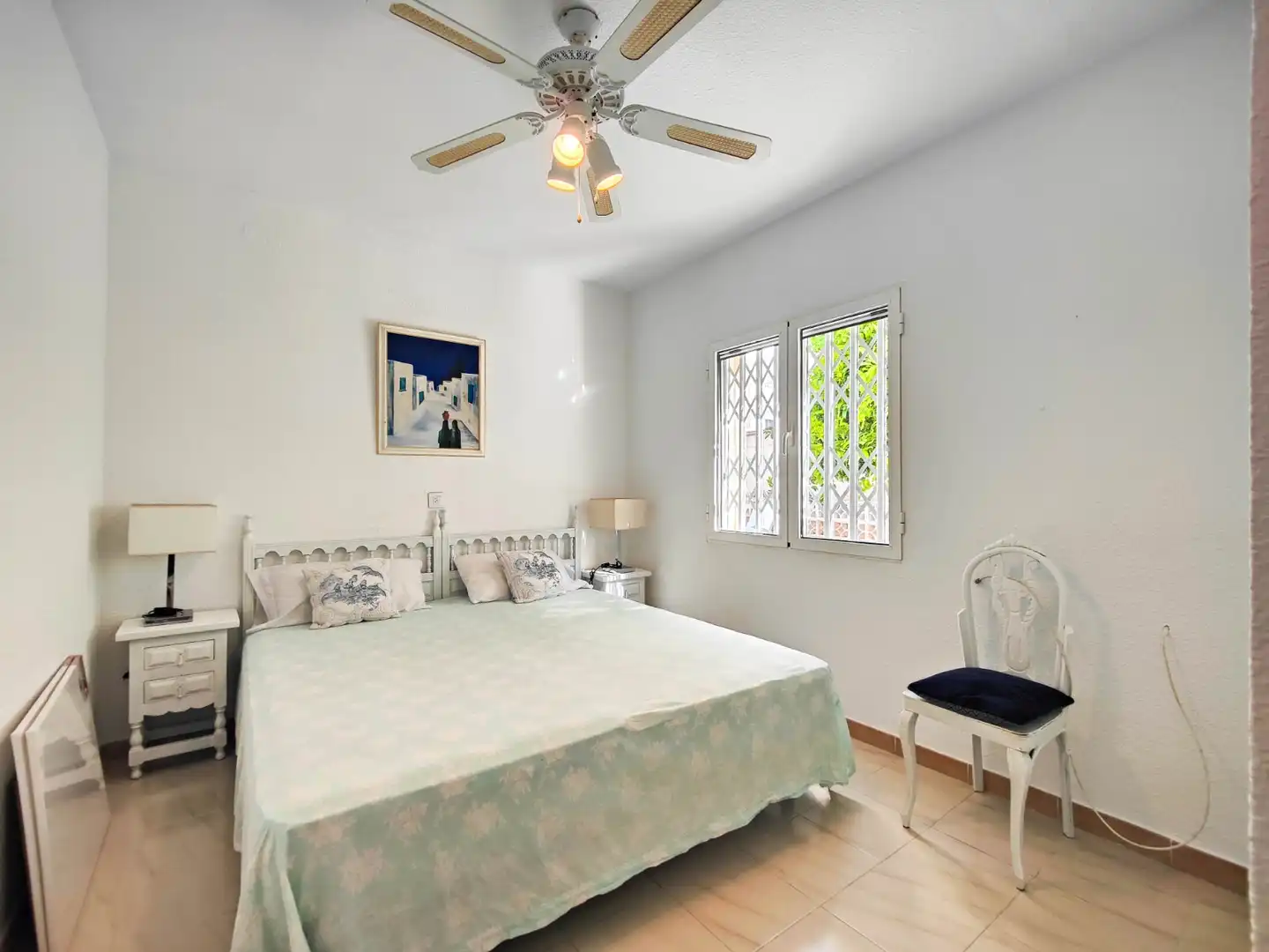 Habitación de Casa adosada en venta en Torrevieja con Aire acondicionado, Jardín privado y Terraza