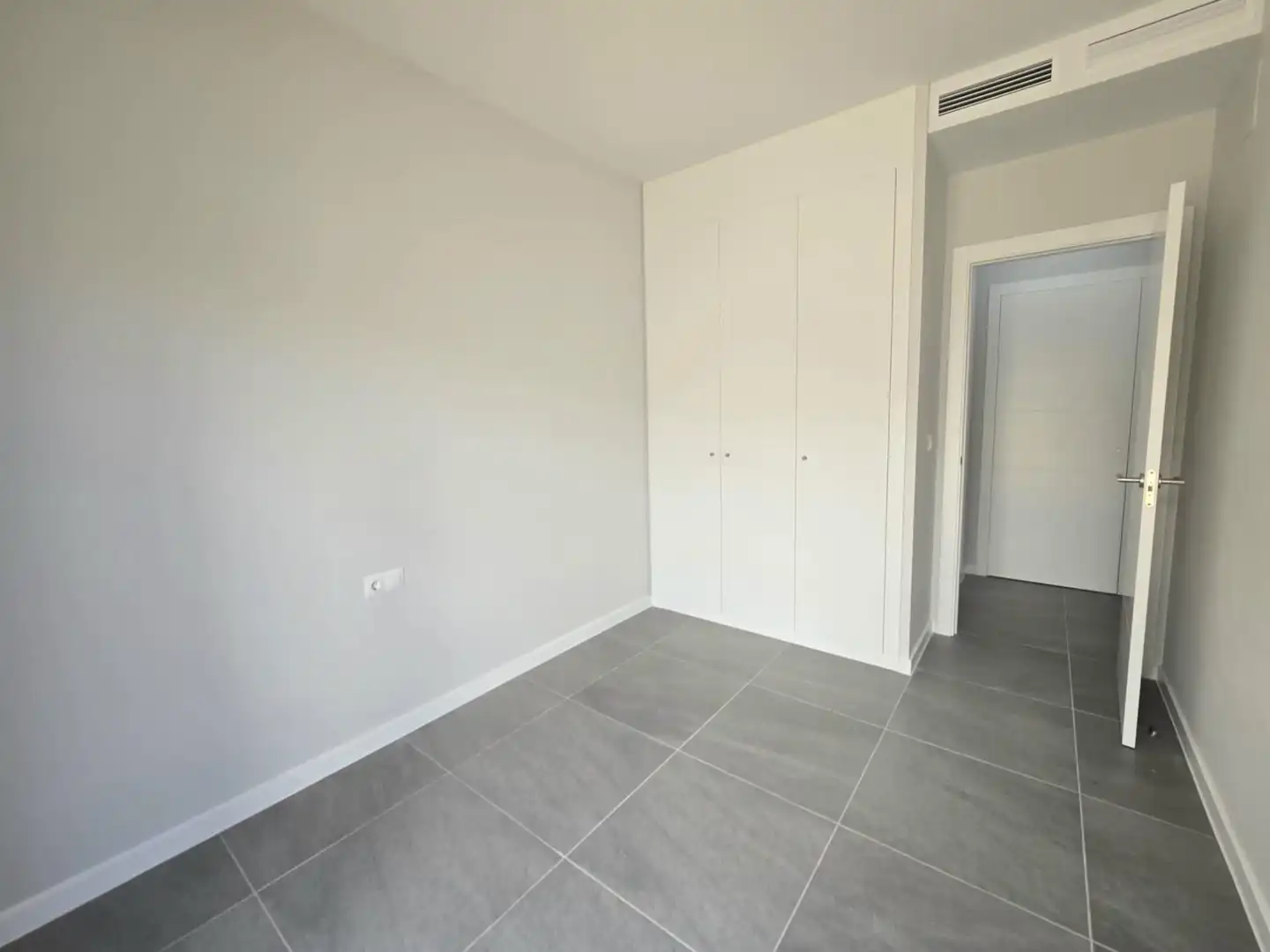 Dormitori de Casa o xalet en venda en Mijas amb Aire condicionat, Terrassa i Piscina comunitària