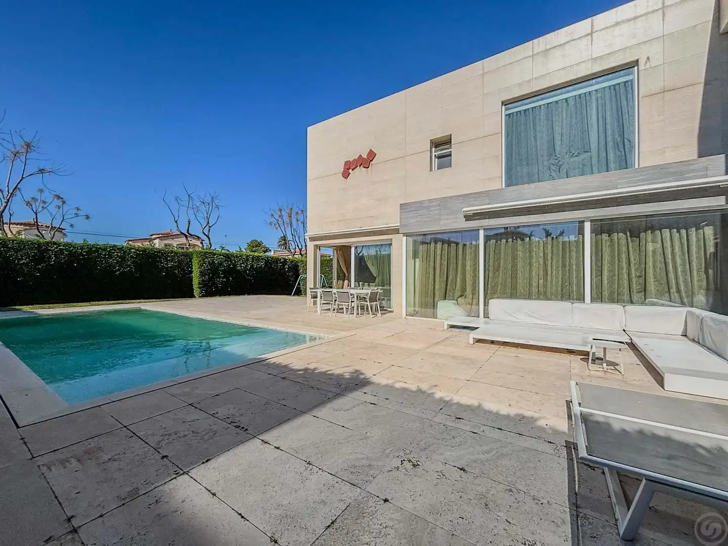 Piscina de Casa o xalet en venda en Empuriabrava amb Aire condicionat, Calefacció i Terrassa