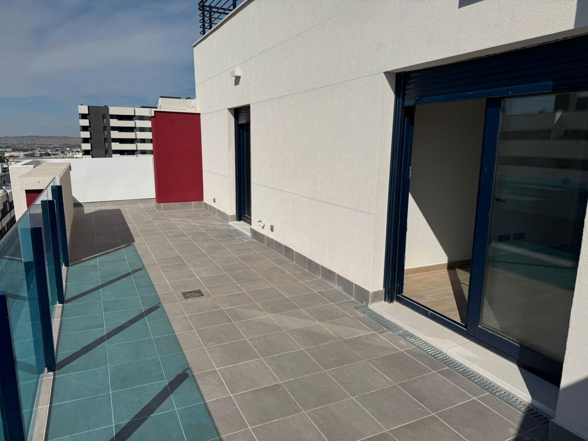 Terrasse von Dachboden miete in Arganda del Rey mit Klimaanlage, Heizung und Terrasse