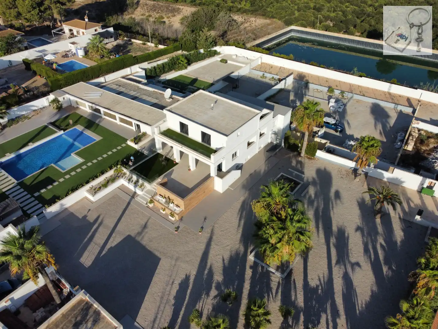Maison rustique avec piscine à vendre à N/A