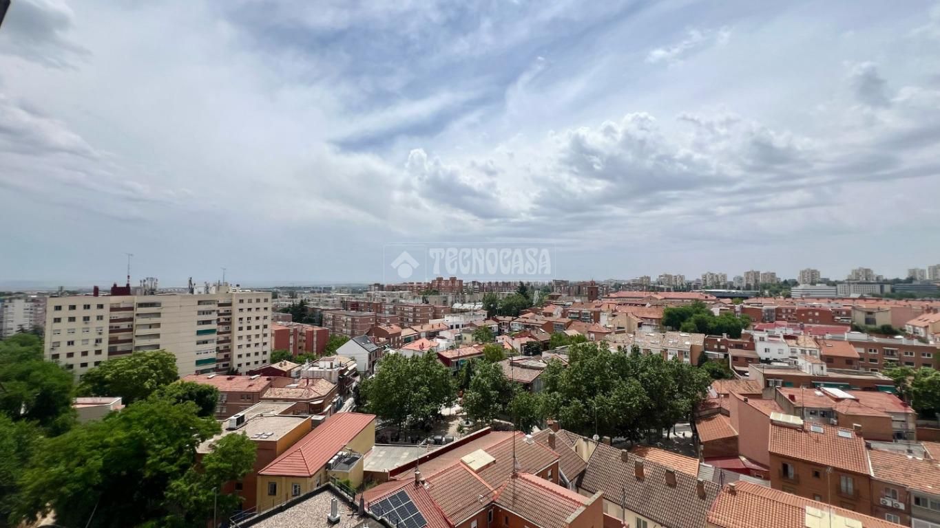 Vista exterior de Piso en venta en  Madrid Capital con Aire acondicionado, Calefacción y Terraza