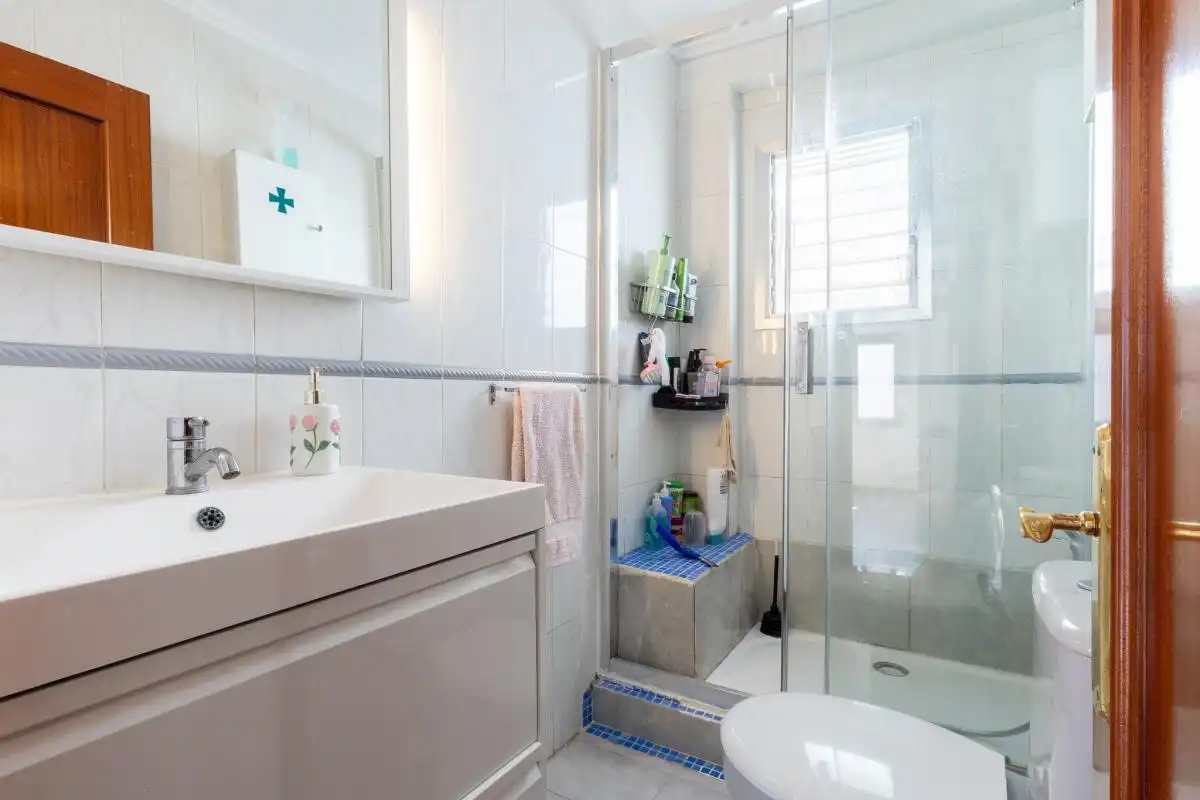 Baño de Piso en venta en Alaquàs con Aire acondicionado, Calefacción y Amueblado