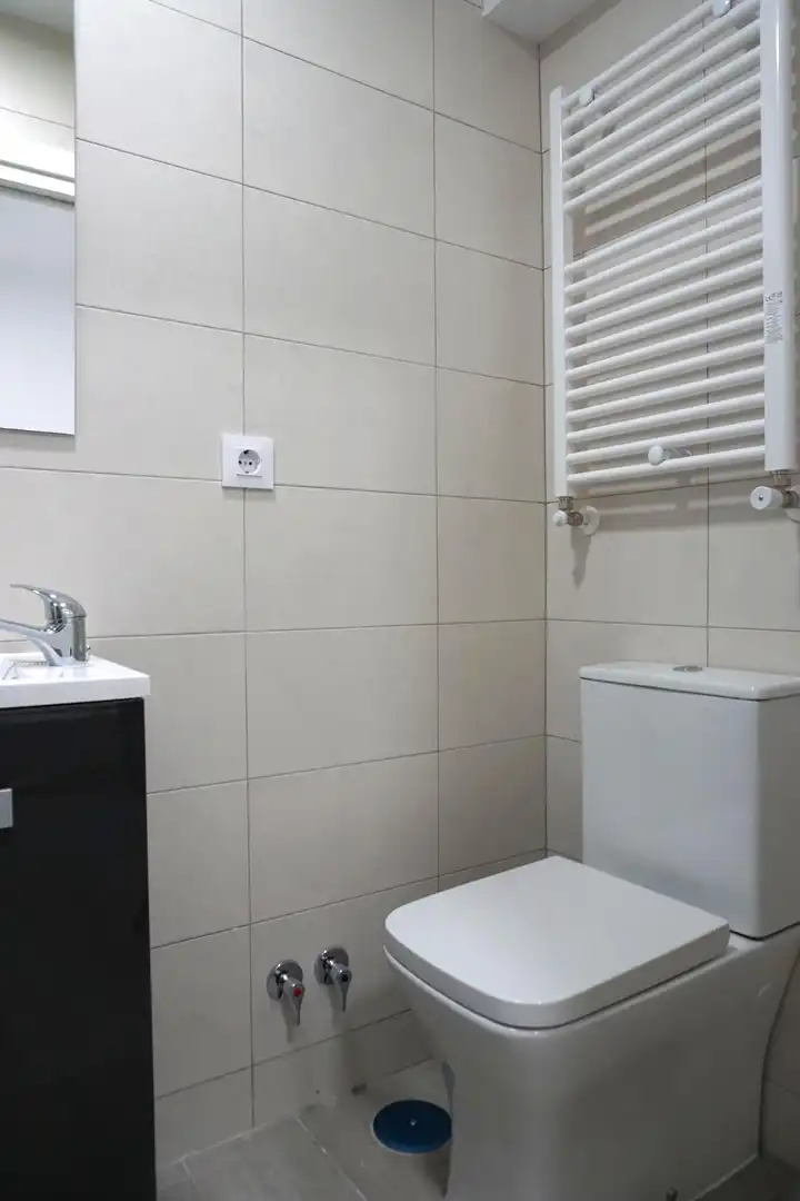 Room in Calle CAPITAN MENDEZ VIGO, 50, Santo Tomás
