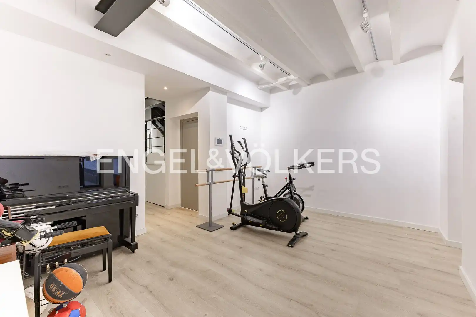 Casa o chalet en venta en Barcelona con Aire acondicionado, Calefacción y Jardín privado