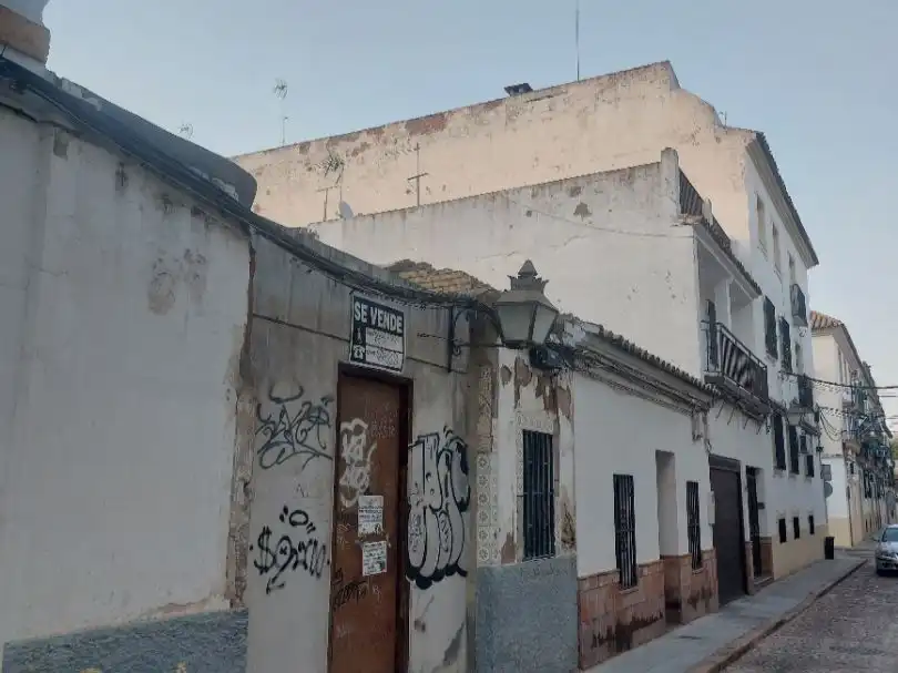Vista exterior de Residencial en venta en Córdoba