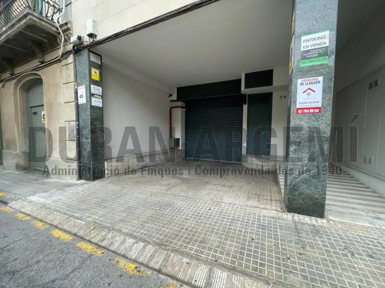 Parking of Garage for rent in Terrassa