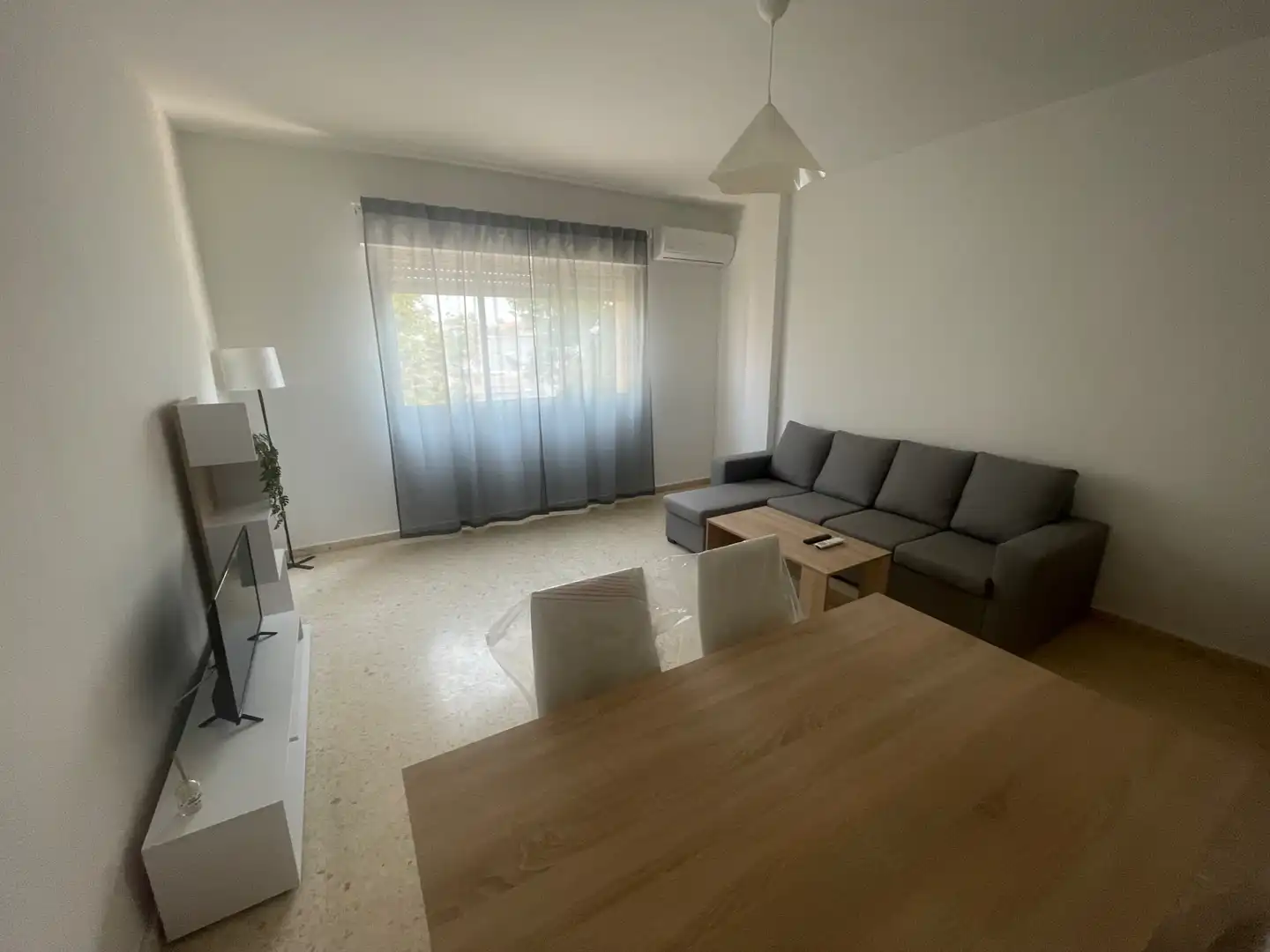 Living room of Flat for rent in Almendralejo  with Air Conditioner, Furnished and Oven